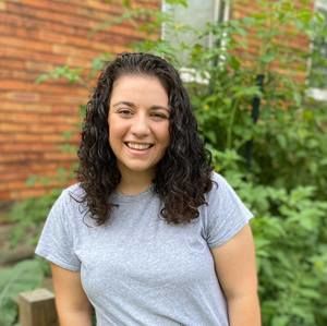 Meet your Posher, Alyssa